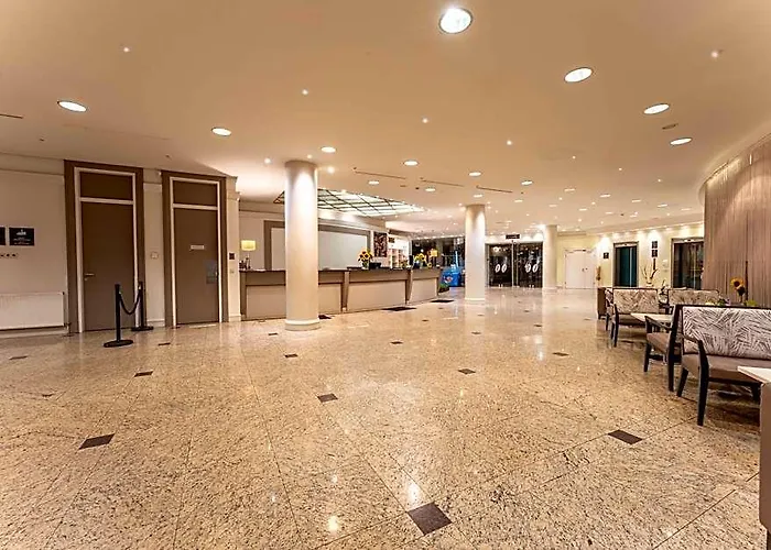 Готель Hilton Garden South 4*