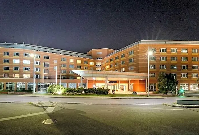 Hilton Garden South Готель Відень