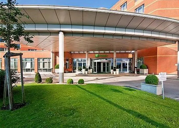 Готель Hilton Garden South