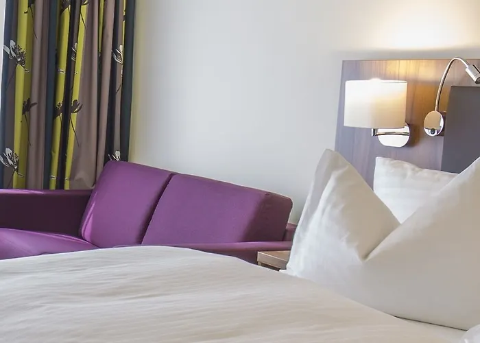 Готель Hilton Garden South