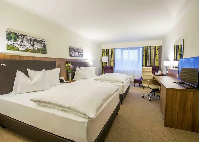 Hilton Garden South 4*