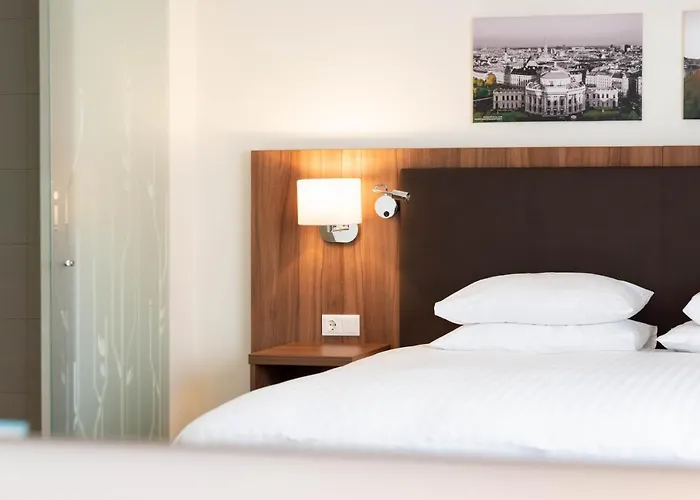 Hilton Garden South