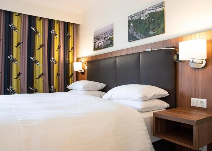 Hilton Garden South Готель Відень